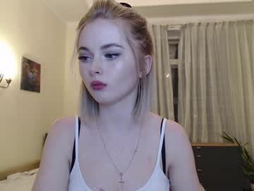 free nude cam girl yvaine777 image #1102802