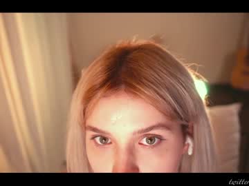 free nude cam girl luna_ai image #2389153