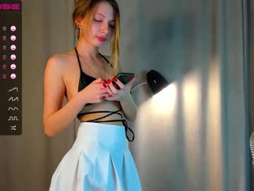 free nude cam girl r00xvel image #1513629