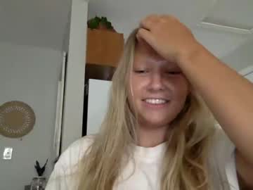 free nude cam girl ladybluereads image #2158805
