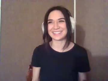 free nude cam girl heidiknight555 image #3460415