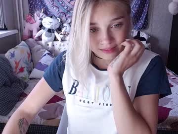free nude cam girl babyfromtheforest image #2344213