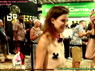 free nude cam couple honeyand_thebear image #2211364