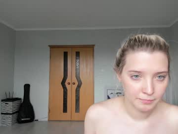 free nude cam girl belle_ellie image #4749918