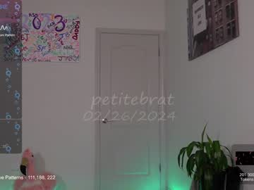 free nude cam girl petitebrat image #6399533