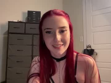 free nude cam girl petite_scarlettt image #5276902