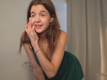free nude cam girl eli_sun image #6270547