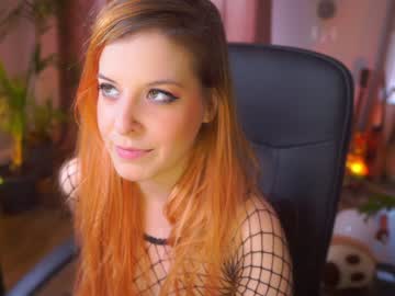 free nude cam girl juicyandthepussyblvd image #3697144