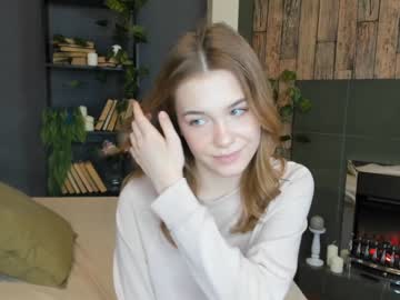 free nude cam girl thomashelena image #1235781