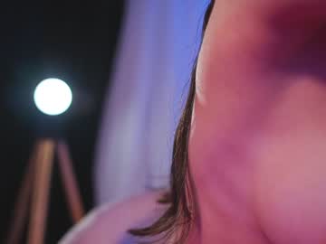 free nude cam girl lucie_beltran image #6095563