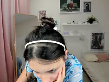 free nude cam girl chloe_holzmann image #2956682