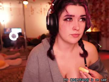 free nude cam girl evelynpiers image #5476862