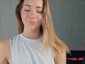 free nude cam girl emmi_rosee image #5940166