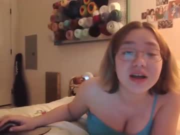 free nude cam girl ftarh18 image #4455499