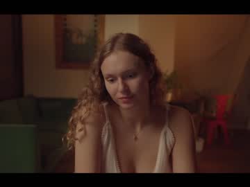 free nude cam girl chillwithkira image #1391092