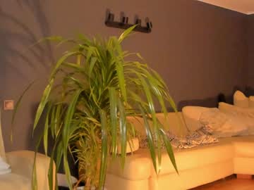 free nude cam girl linellali image #2832774