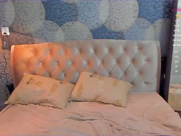 free nude cam girl crystalreves image #219563