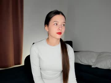 free nude cam girl emilybatee image #3986573
