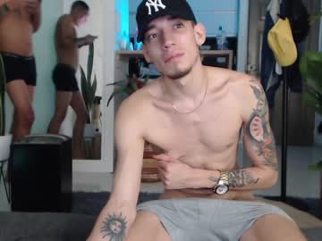 free nude cam man fratguysonline image #2401236