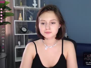 free nude cam girl lucky_lana image #1997799