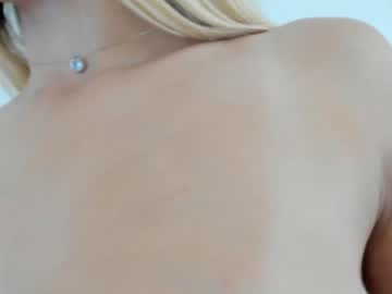 free nude cam girl christine0990__ image #5264342