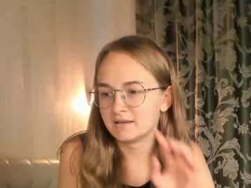 free nude cam girl valeria_home image #2673370