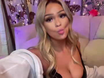 free nude cam girl ari_02 image #6599627