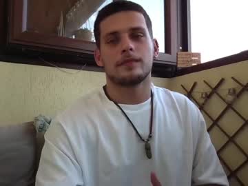 free nude cam man roberto_twink1 image #5041595
