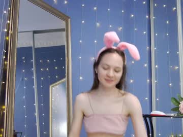 free nude cam girl kriskras__ image #4685561