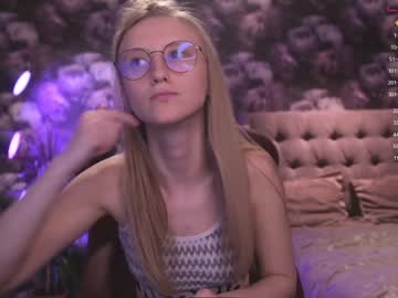 free nude cam girl angeellina image #1758685