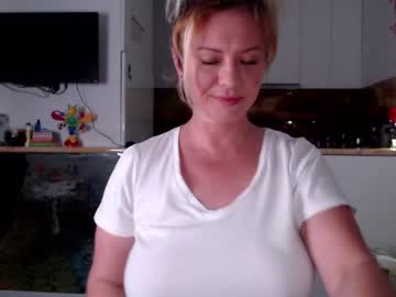 free nude cam girl kiradivine image #2245356