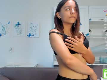free nude cam girl karalyons image #4869275