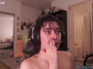 free nude cam girl evelynpiers image #3875150