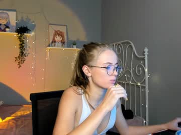 free nude cam girl linellali image #2472726