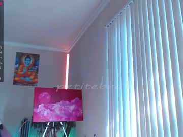free nude cam girl petitebrat image #2107608