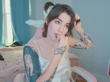 free nude cam girl aynmarie image #4236884