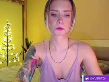 free nude cam girl _yvie_ image #3320876