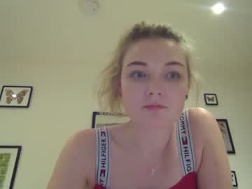 free nude cam girl redroseldn image #3737667