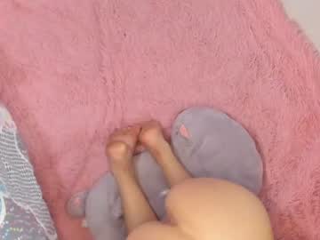 free nude cam girl little_effy18 image #2840965