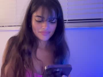 free nude cam girl poutyselenaa image #6745377
