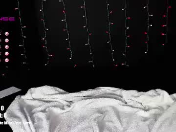 free nude cam girl milavalentinax image #1120395