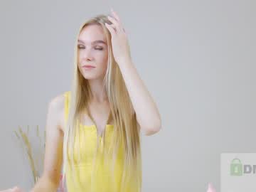 free nude cam girl olivia__evans_ image #2682528