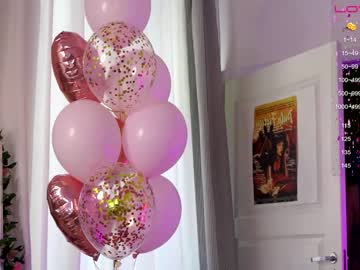 free nude cam girl holliwould_ image #4192087