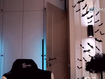 free nude cam girl miladenver image #2997409