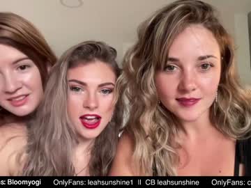 free nude cam girl bloomyogi image #3400199