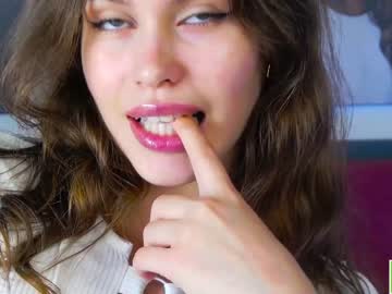 free nude cam girl nelliecross image #2861019