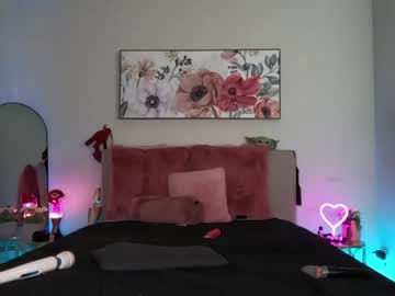 free nude cam couple ari_lovexo image #5454611