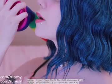 free nude cam girl runesy image #2025360