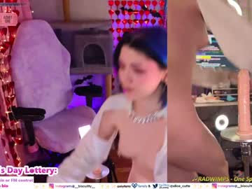 free nude cam girl _biscuitty image #6287330