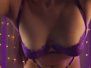 free nude cam girl helenmoors image #4958425
